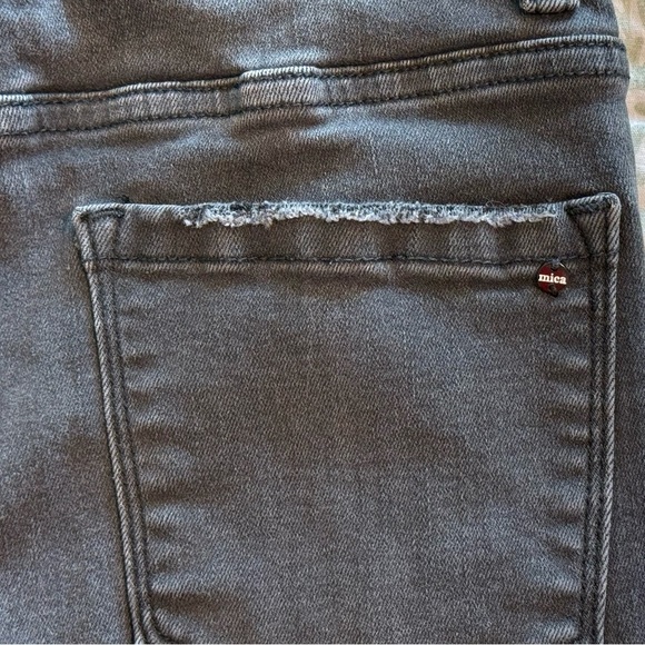 Mica Classic Black Skinny Jeans – Women’s Size 25 (Stretch) - Picture 6 of 7
